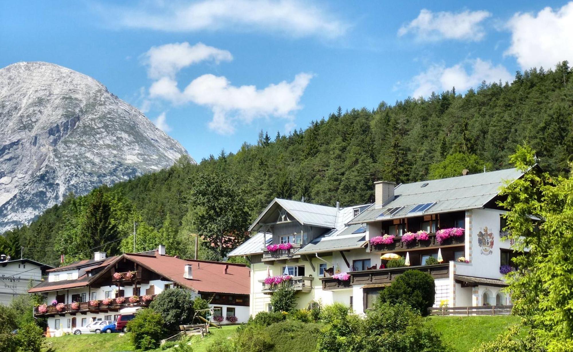 Pension Spiegl Seefeld in Tirol Eksteriør billede